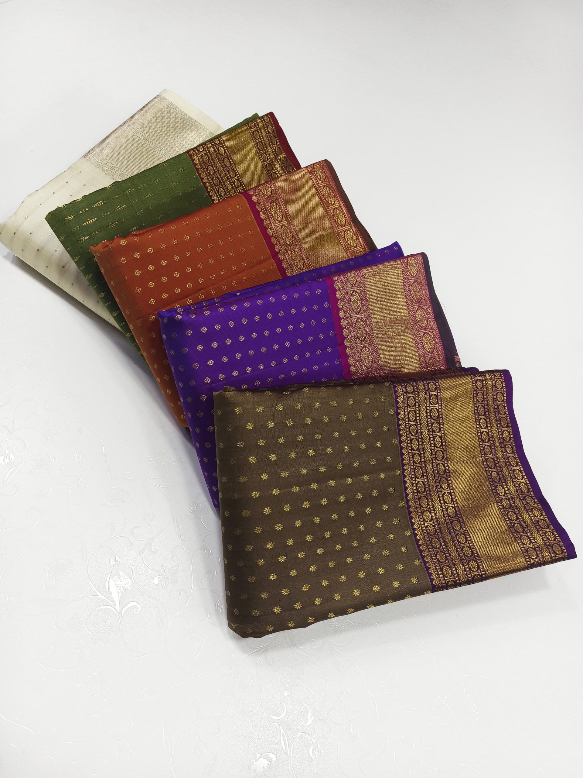 Small Butta The Kanchipuram Silk Saree