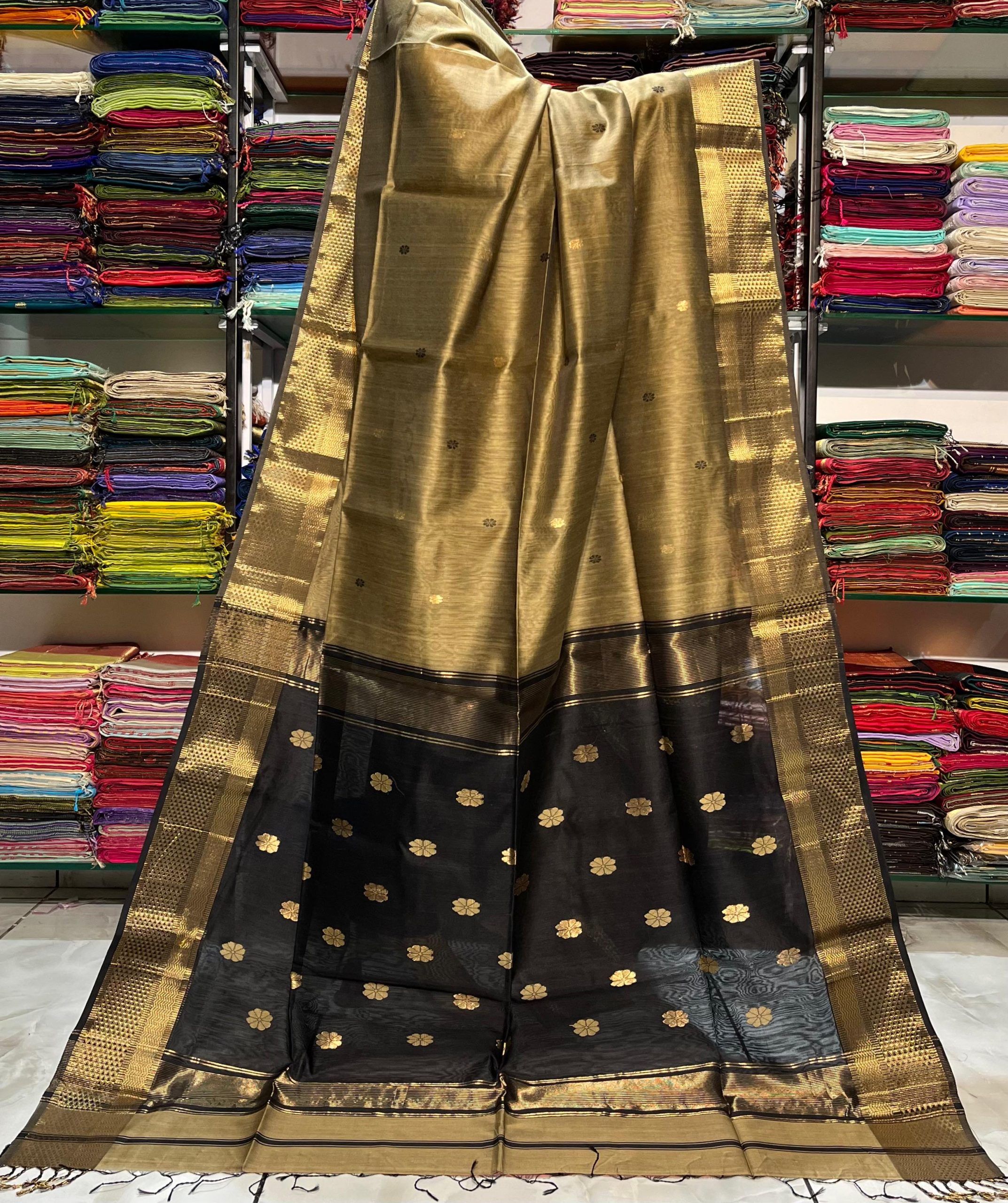 Golden With Black Border Maheshwari Silk Saree
