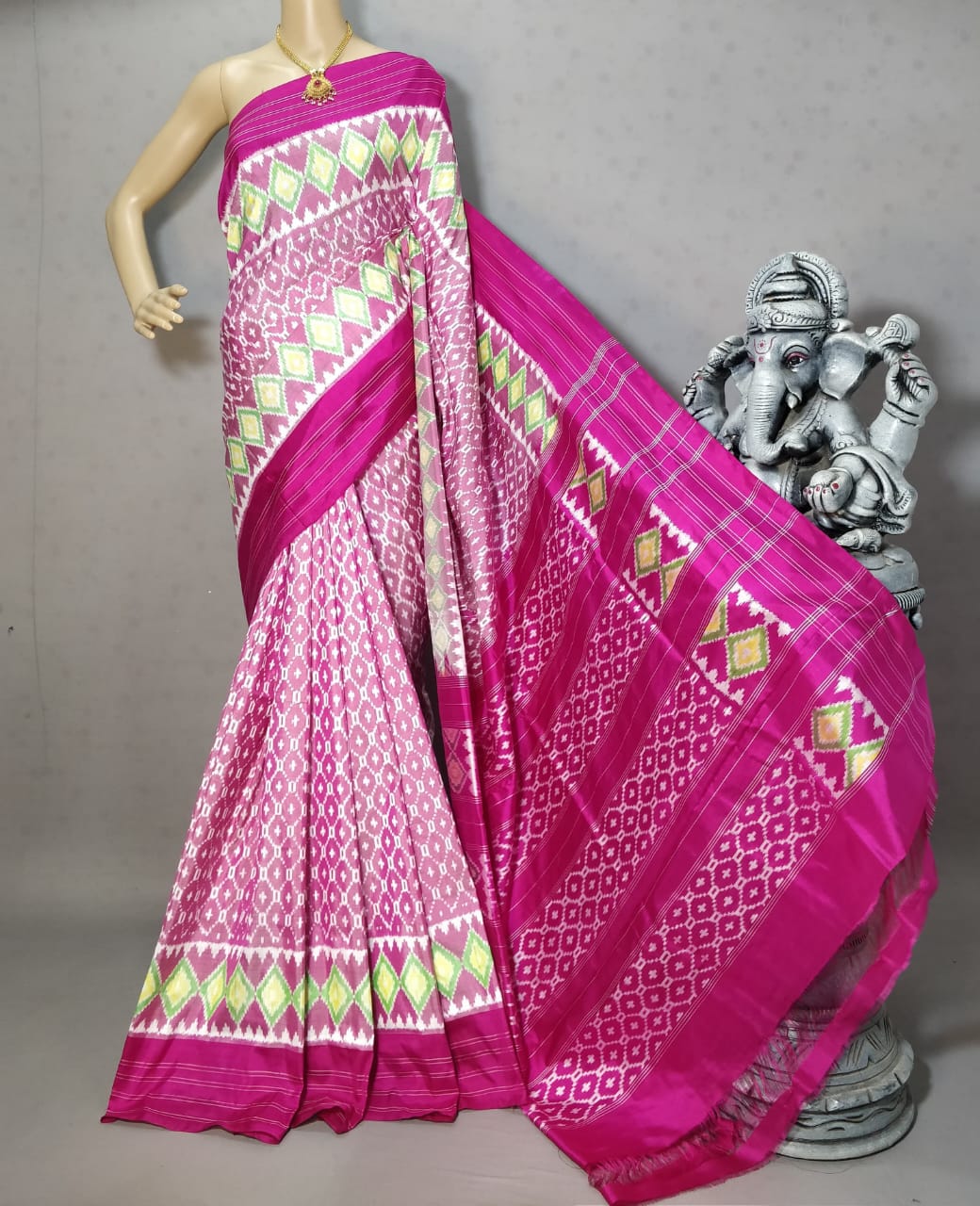Pink Pochampally ikkat silk saree