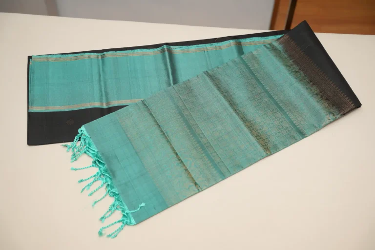 Black and teal 01