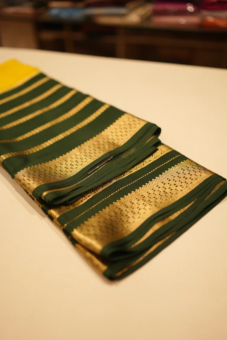 Bottle Green And Yellow 01